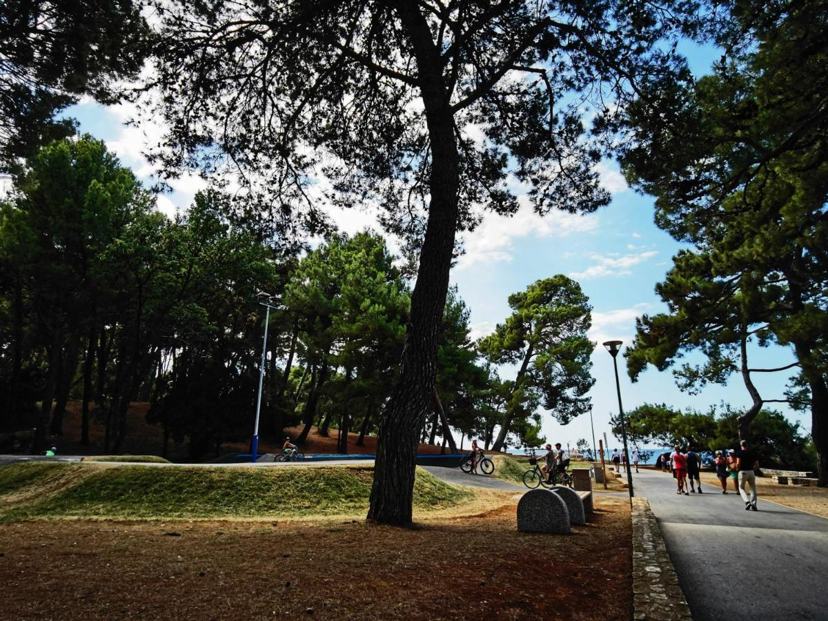 Stay In The Very Heart Of Porec - 50M To The Beach エクステリア 写真