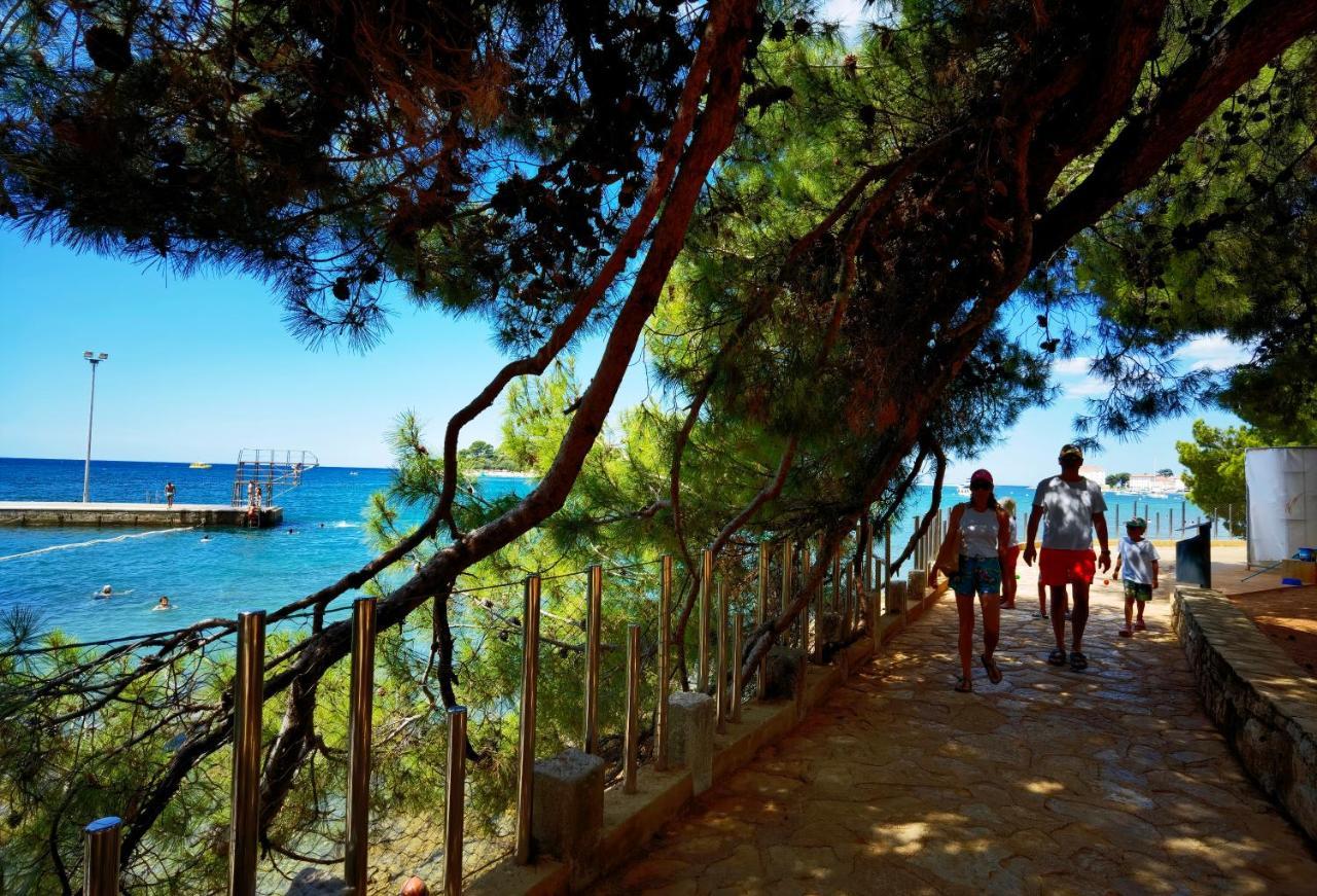 Stay In The Very Heart Of Porec - 50M To The Beach エクステリア 写真