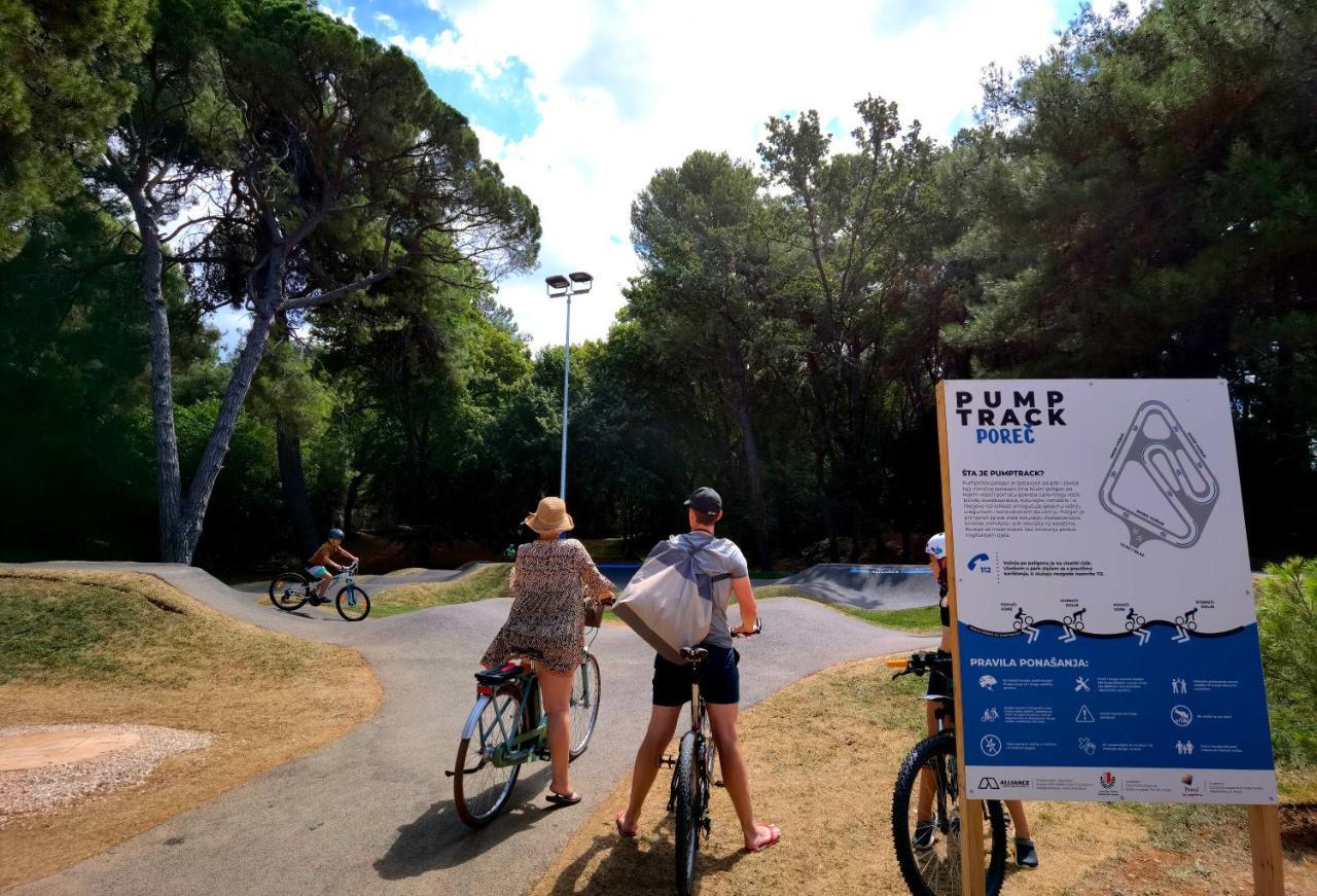 Stay In The Very Heart Of Porec - 50M To The Beach エクステリア 写真
