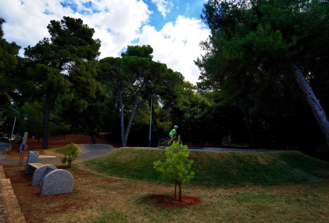 Stay In The Very Heart Of Porec - 50M To The Beach エクステリア 写真