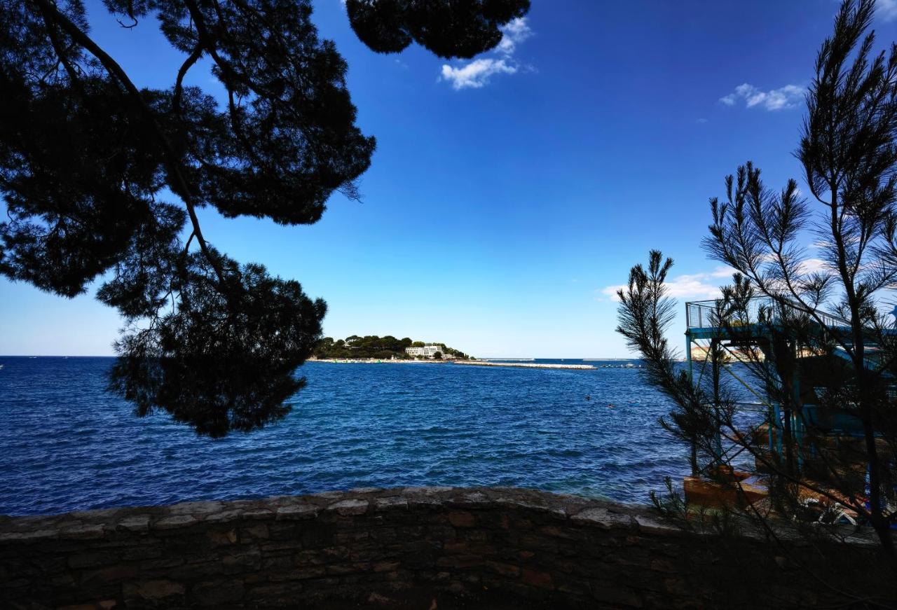 Stay In The Very Heart Of Porec - 50M To The Beach エクステリア 写真