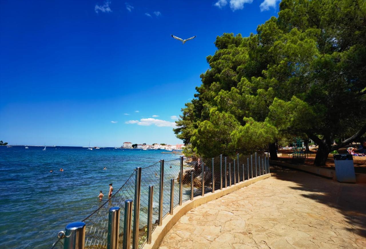 Stay In The Very Heart Of Porec - 50M To The Beach エクステリア 写真